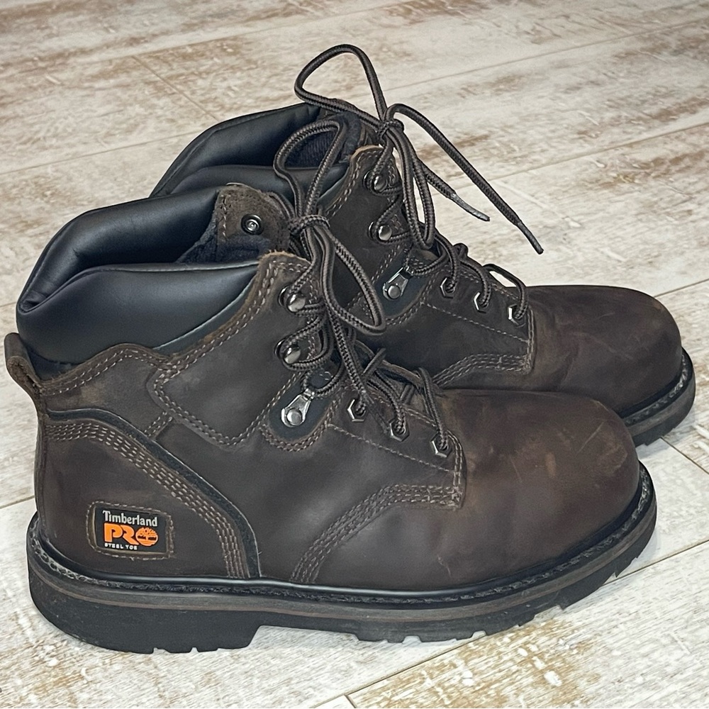 Timberland PRO Men's 6" Pit Boss Steel Toe Industrial Work Boot Size 7W Wide